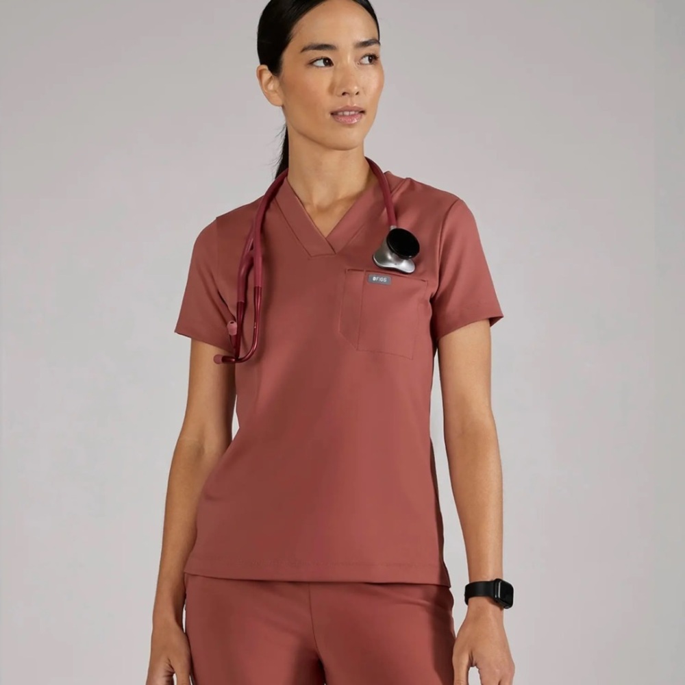 Figs Women's Sona FORMx V-Neck Scrub Top - Rust